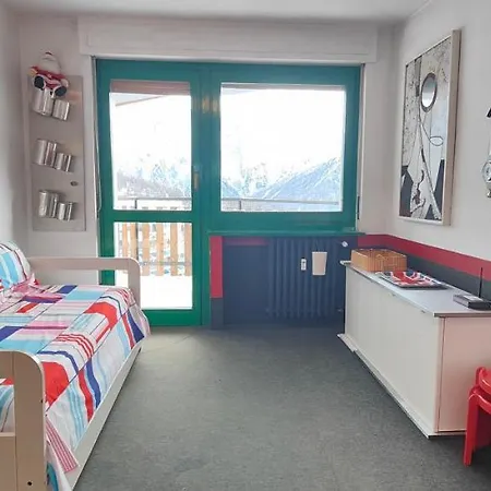 Hostdomus - Modern Art Flat Apartament Sestriere